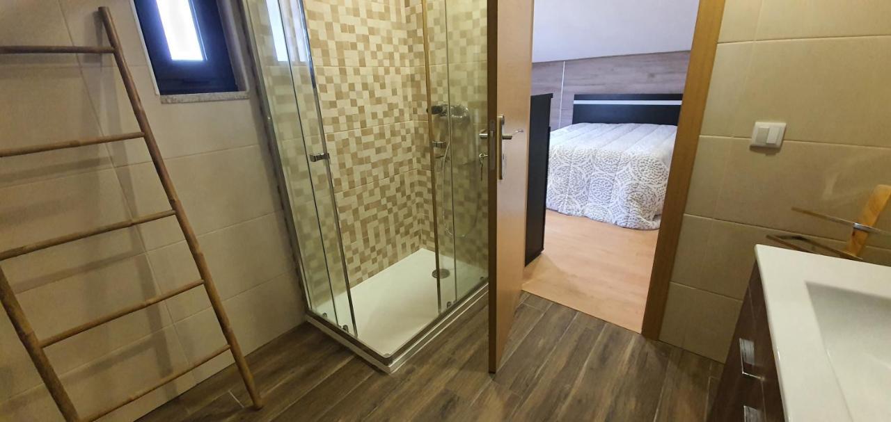 Quinta Da Tormenta -14 Pessoas- Cabeceiras De Basto 2 Casas E Piscina Privada Villa Dış mekan fotoğraf